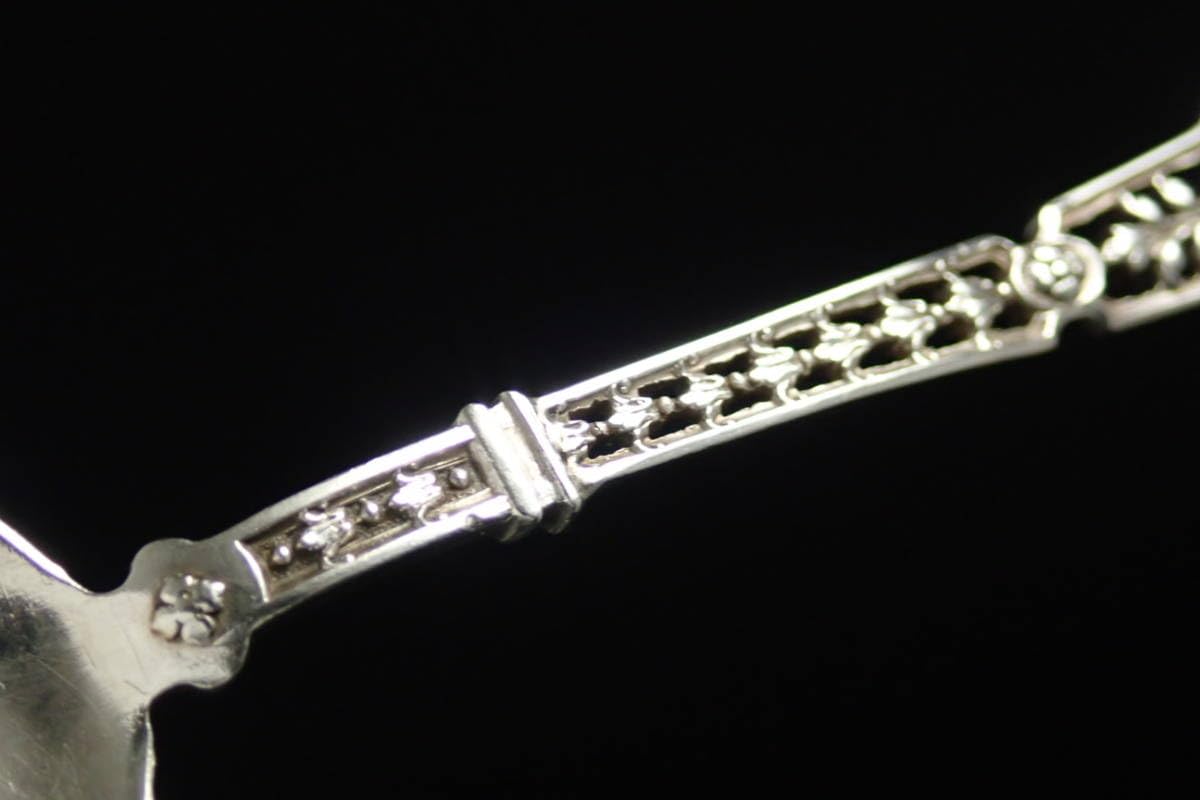 Amazon.co.jp: ピュイフォルカ 純銀950 マスカロン ティー スプーン